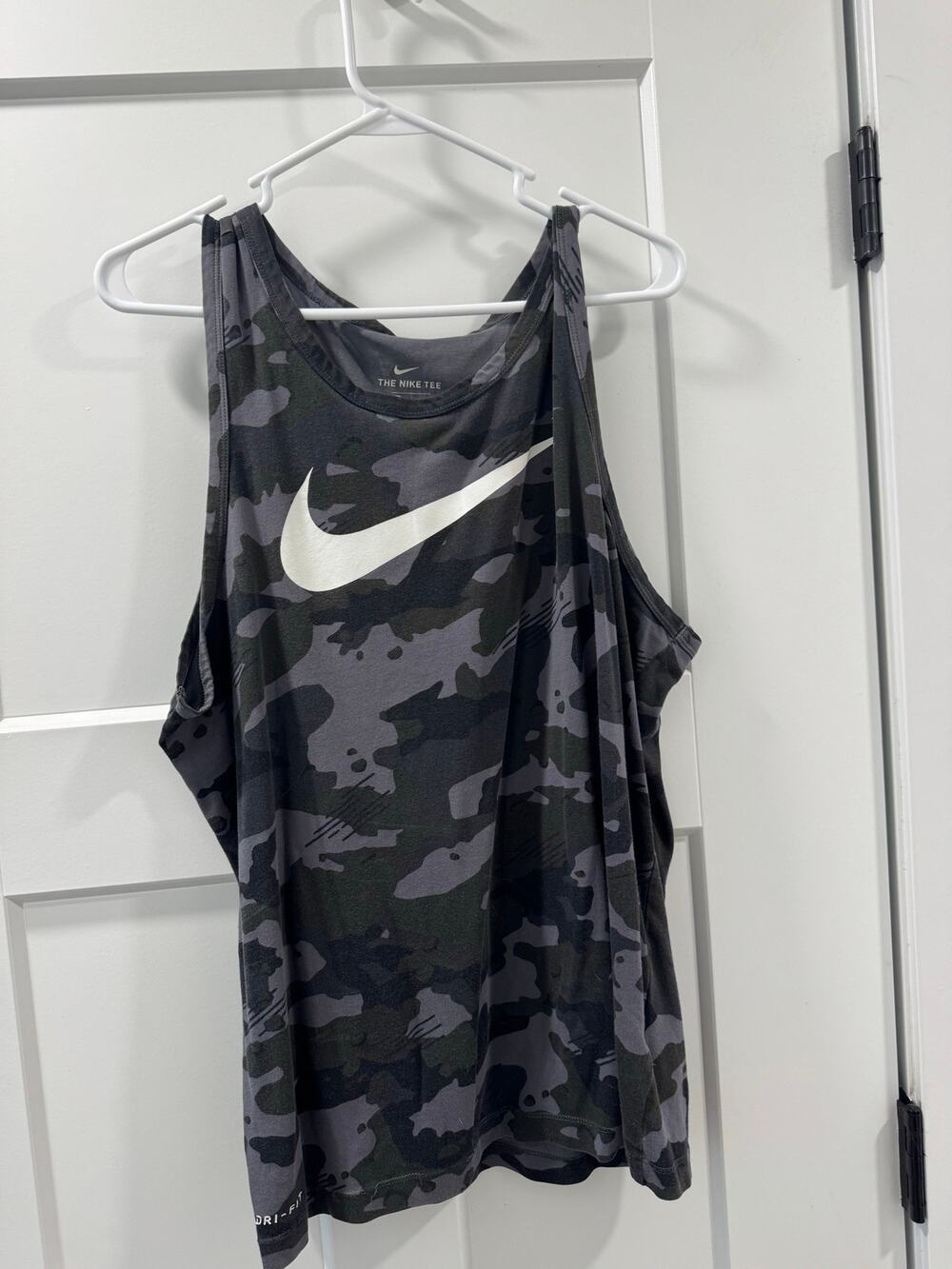 Nike Camo Tank size large